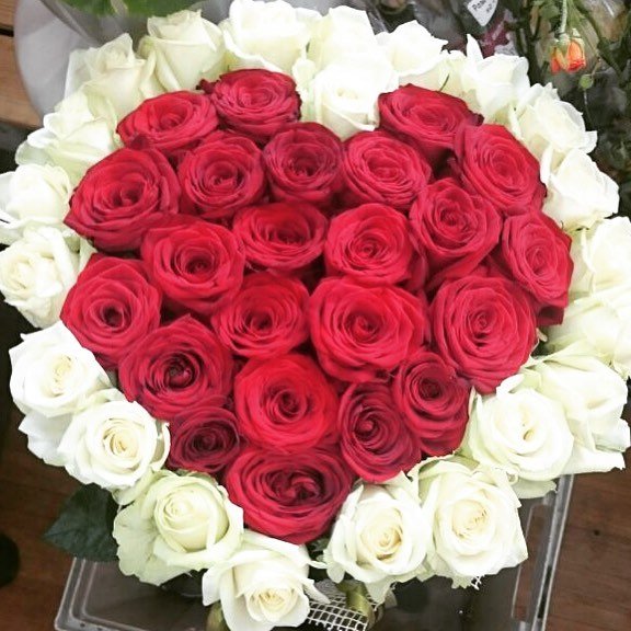 51 Роза.Высота 40см. Коробка сердце