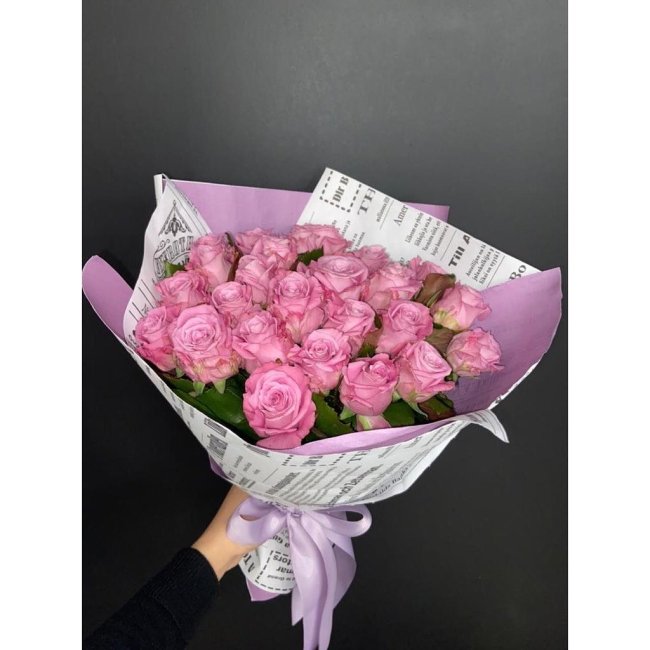 Роза Маритим. Букет из 25 роз. Высота 60 см