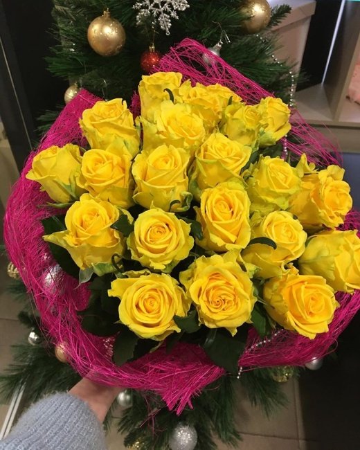 Роза Пени Лейн (желтая). Букет из 25 роз. Высота 60 см